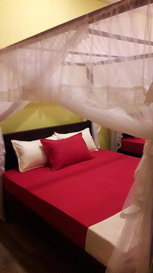 Sawanga Home Stay Weligama Ngoại thất bức ảnh