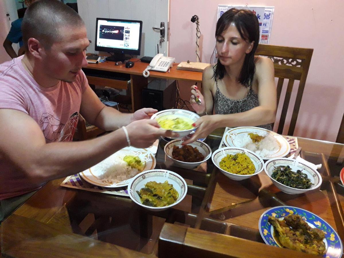 Sawanga Home Stay Weligama Ngoại thất bức ảnh