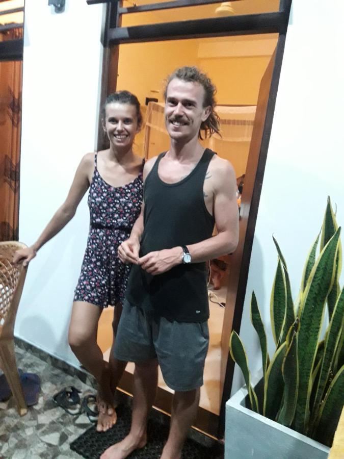 Sawanga Home Stay Weligama Ngoại thất bức ảnh